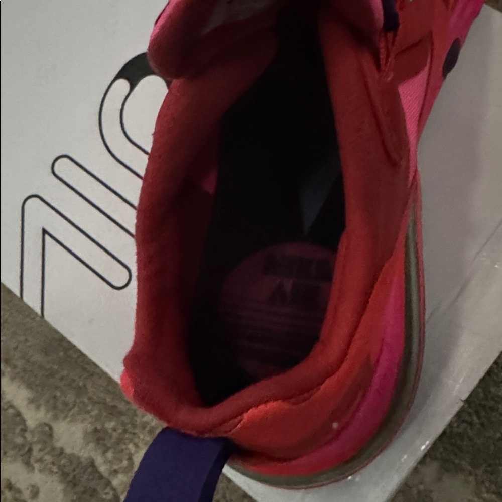 Nike Air Max 270 React Red and Pink Shoes - Picture 7 of 7